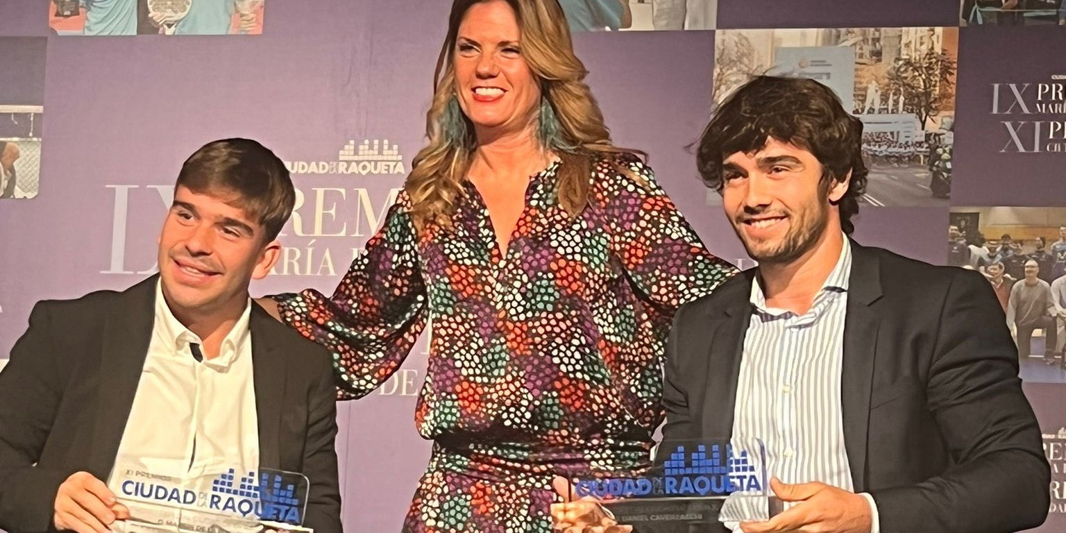 Daniel Caverzaschi, jugador Emilio Sánchez Academy recibe Premio